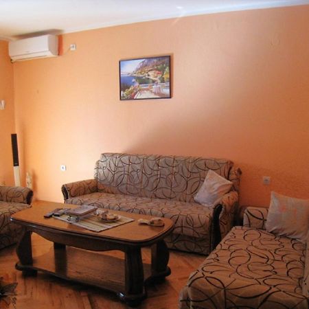 Apartment Stana Petrovac Exteriör bild