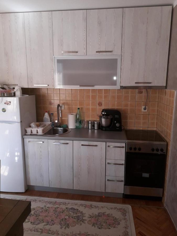 Apartment Stana Petrovac Exteriör bild