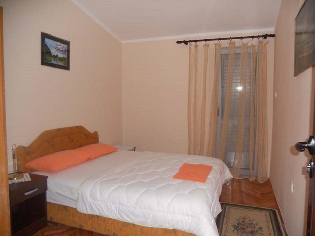 Apartment Stana Petrovac Exteriör bild